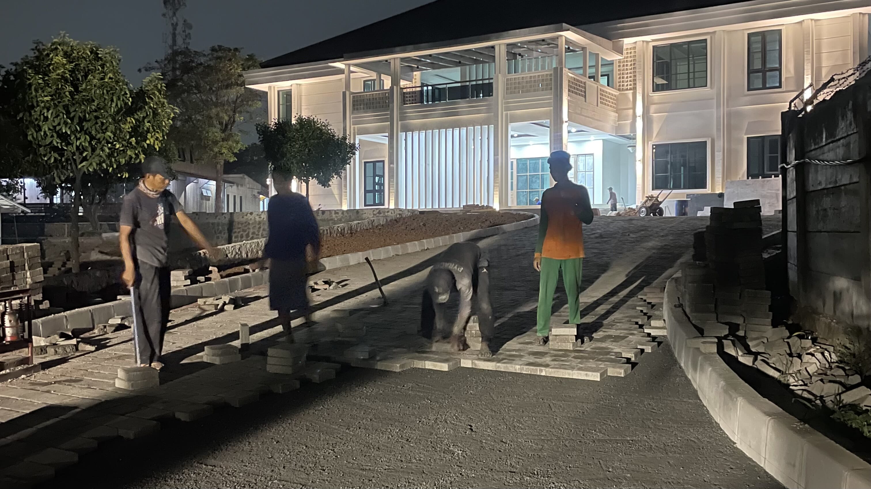 Step 07 pemasangan paving block — Pemasangan Paving Block